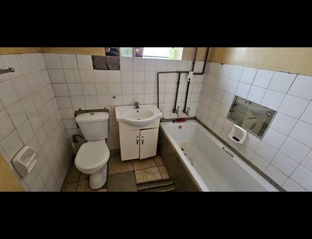 2 BEDROOM APARTMENT FOR SALE IN PROCLAMATION HILL